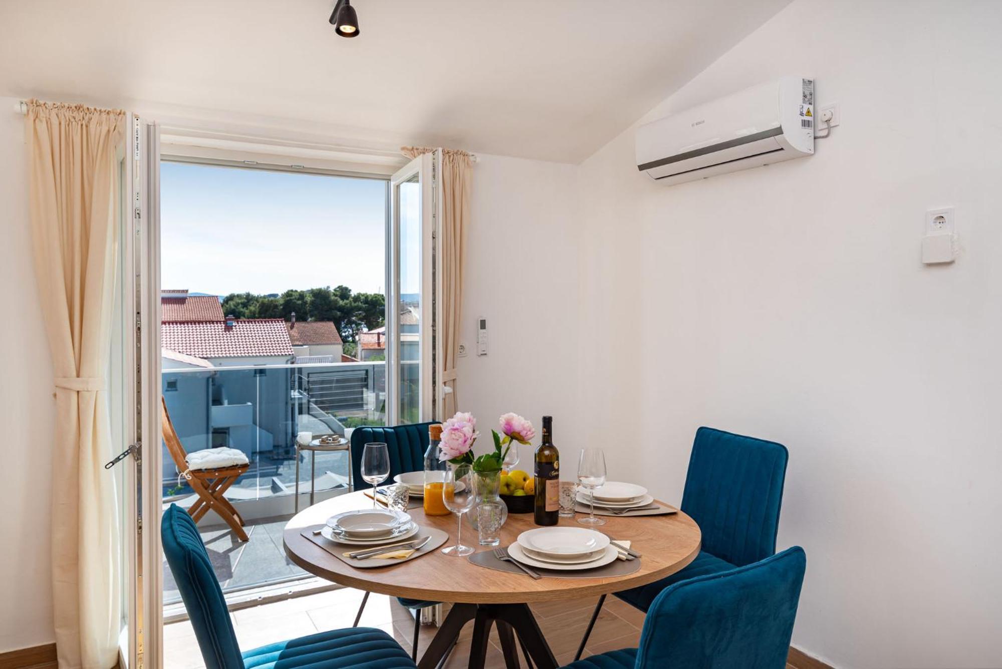 Apartments Lucija Mari Tribalj Екстериор снимка
